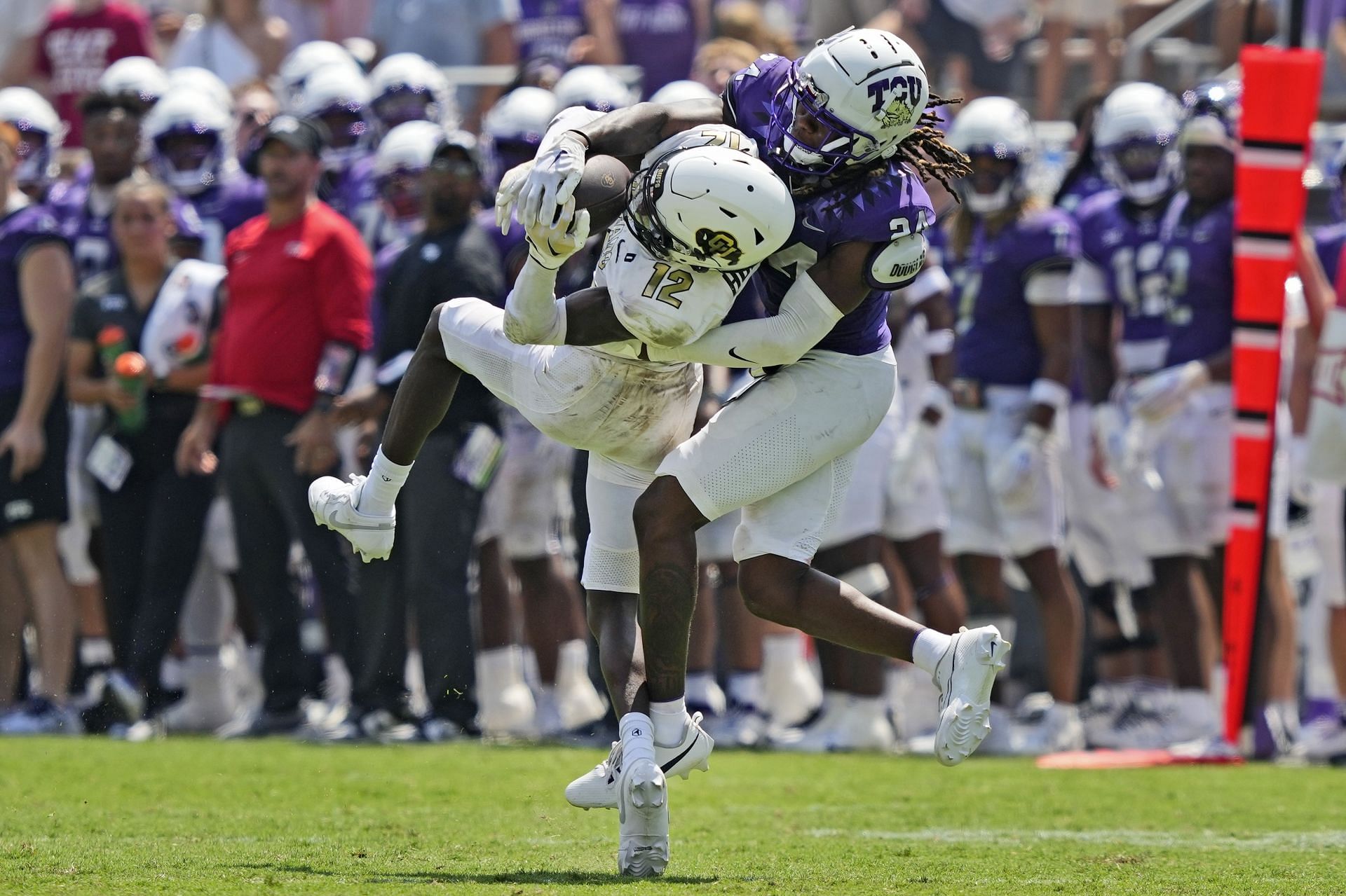 "This Guy Is UNREAL": Travis Hunter's Epic Dual-role Vs. TCU Validates ...