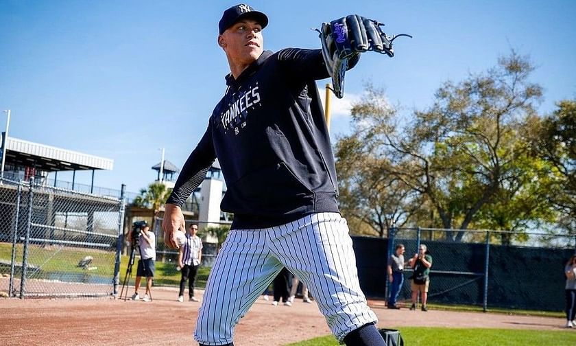 Aaron Judge does his best Derek Jeter impression against the Red Sox