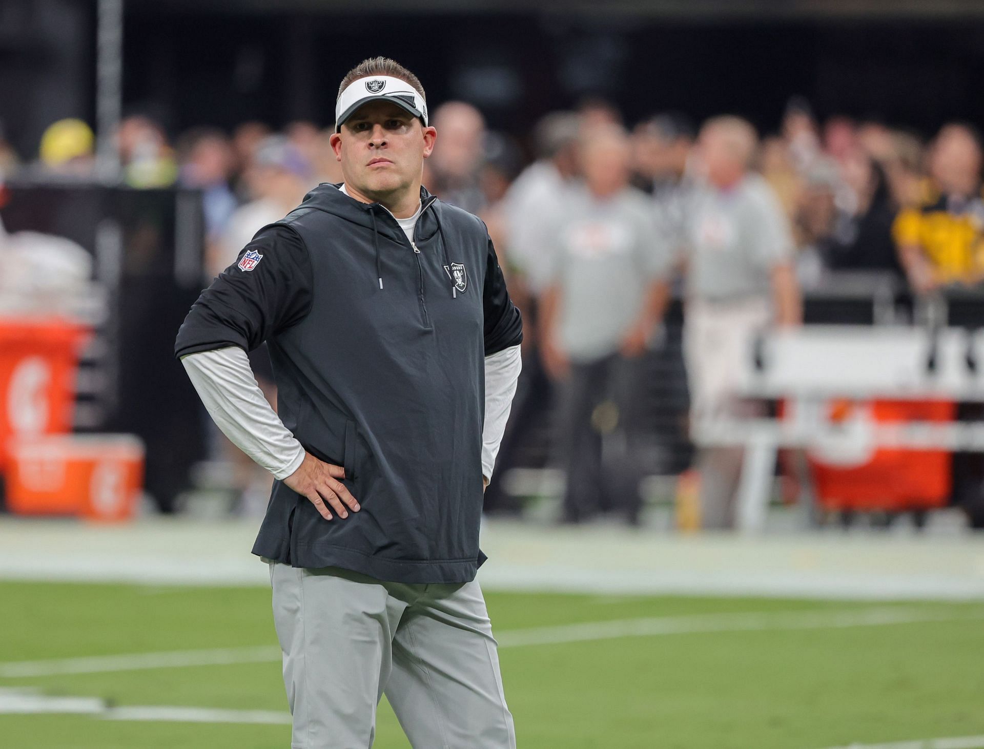 Josh McDaniels hot seat: Raiders head coach in danger of being fired after  Week 10 loss to Colts - DraftKings Network