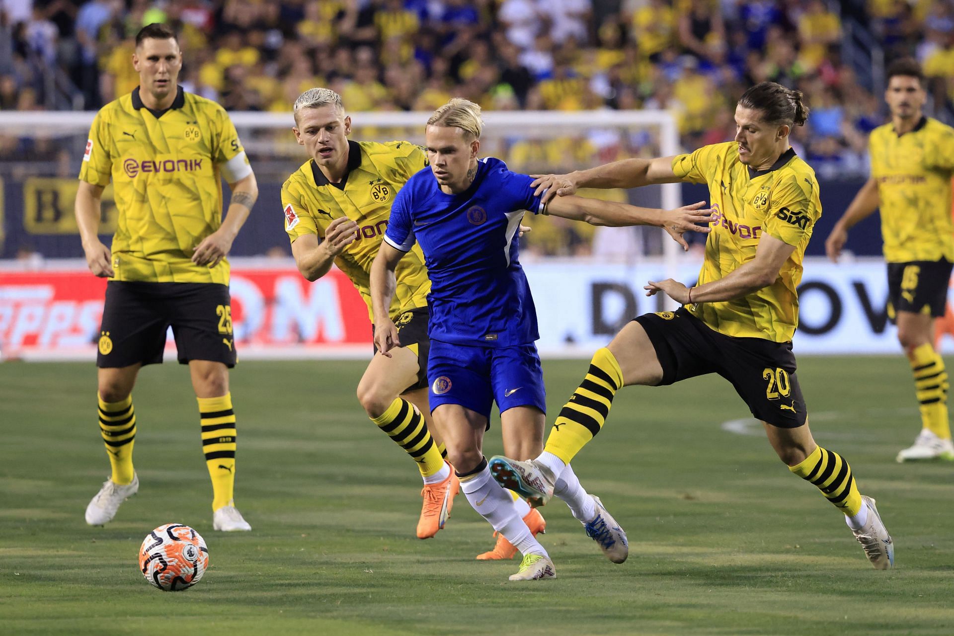 Chelsea FC v Borussia Dortmund - Pre-Season Friendly