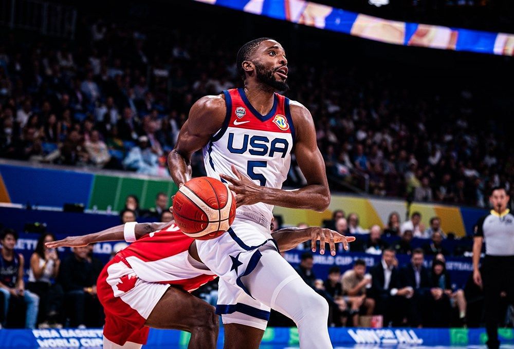 Mikal Bridges made a very smart play to end the fourth quarter as Team USA forces OT against Canada