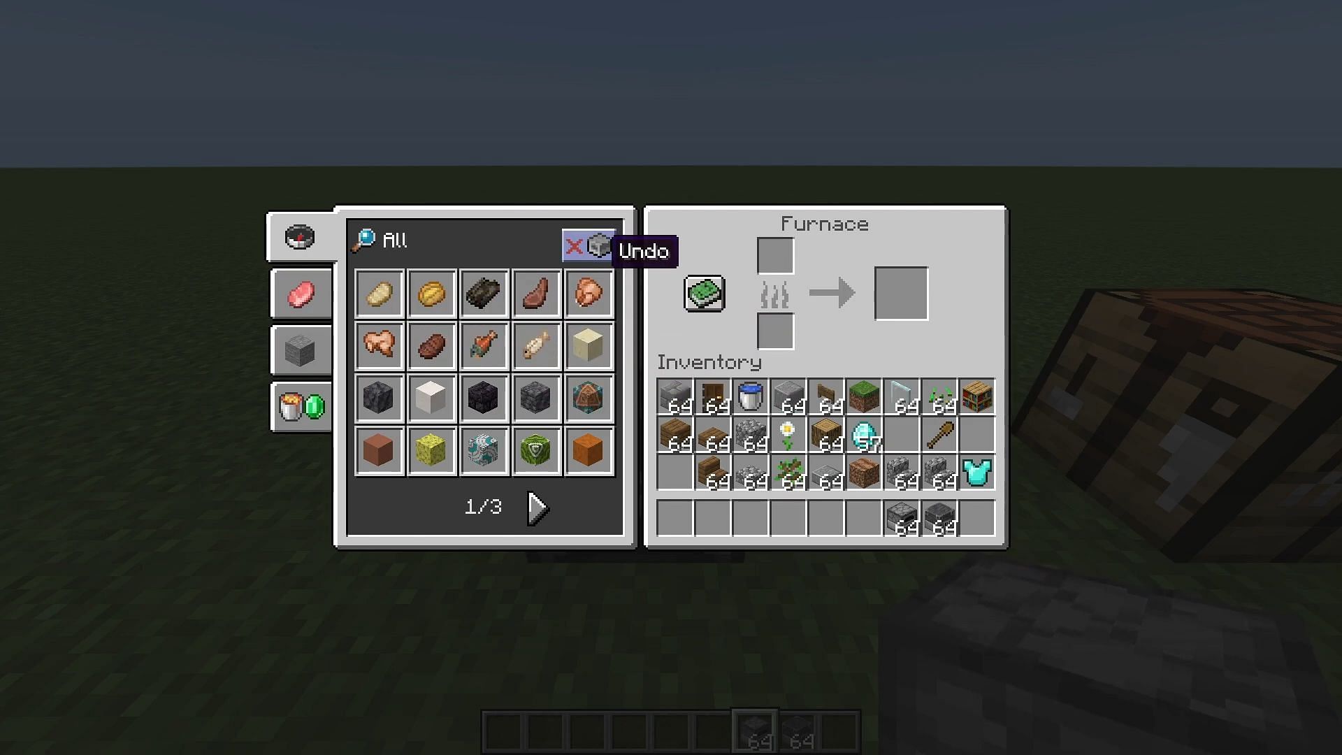 Vanilla Deluxe brings back the classic Java Edition UI for Bedrock. (Image via CrisXolt/MCPEDL)