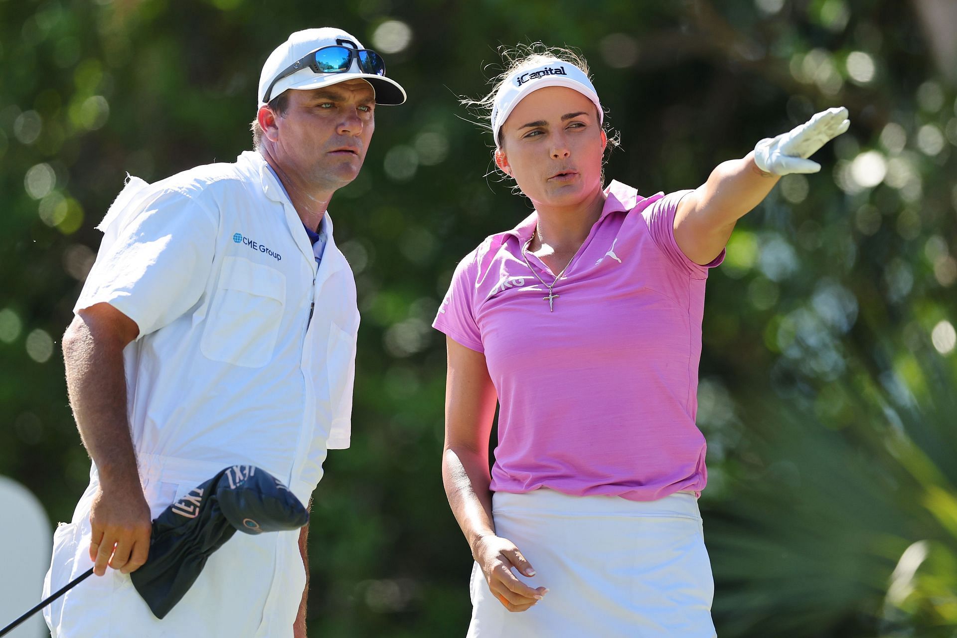 Lexi Thompson and her caddie/brother Nicholas, 2022 CME Group Tour Championship (Image via Getty)