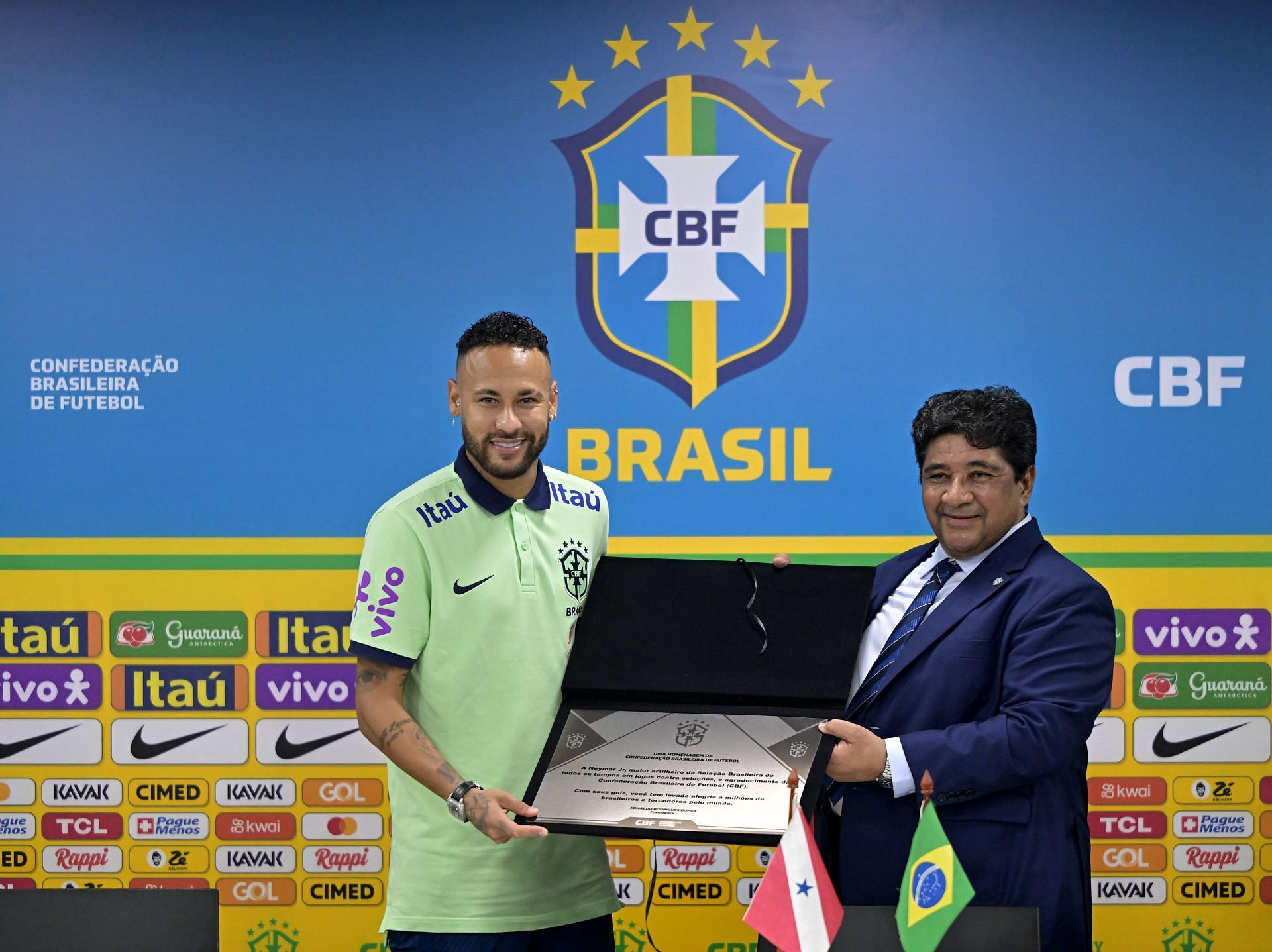 Brazil star After breaking Pele&#039;s record (via Getty Images)
