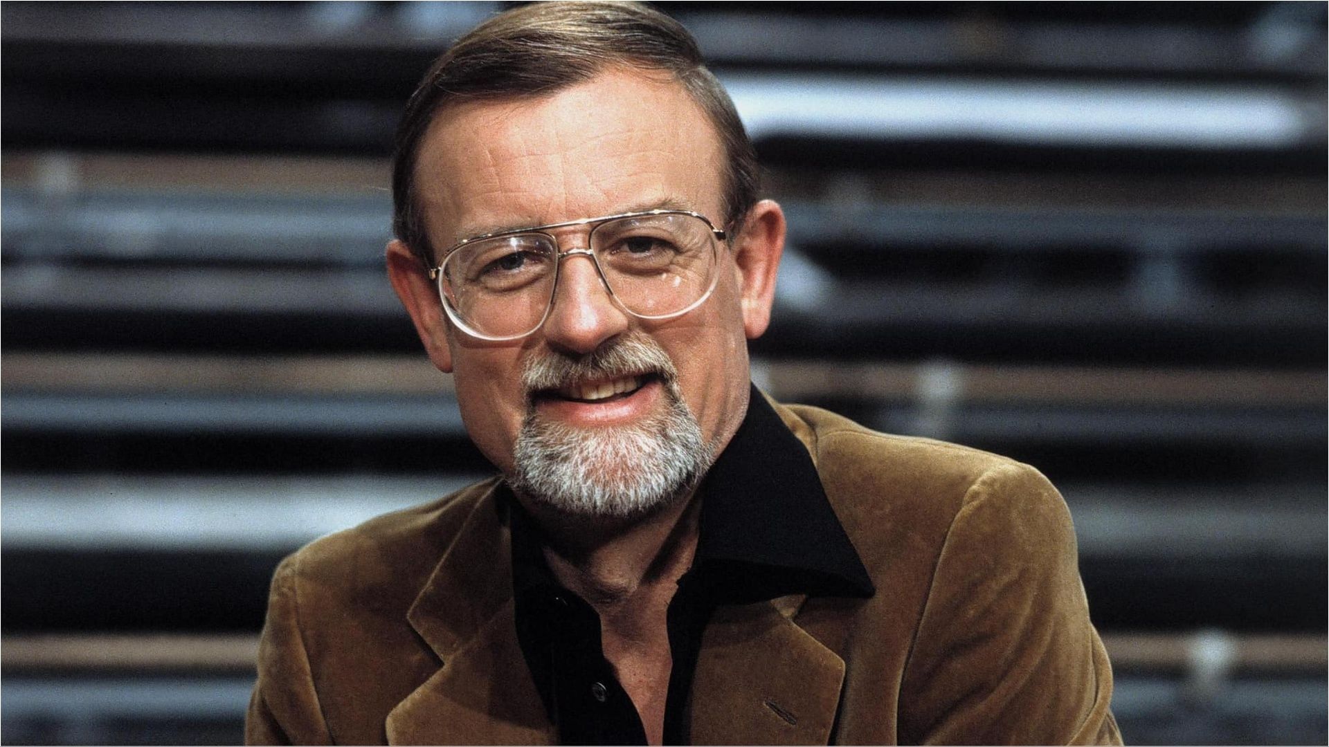 Roger Whittaker earned a lot from his successful musical career (Image via Ray Gelato/Facebook)