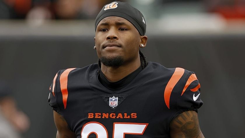 Tee Higgins injury: Bengals WR suffers leg injury in Week 4 - DraftKings  Network