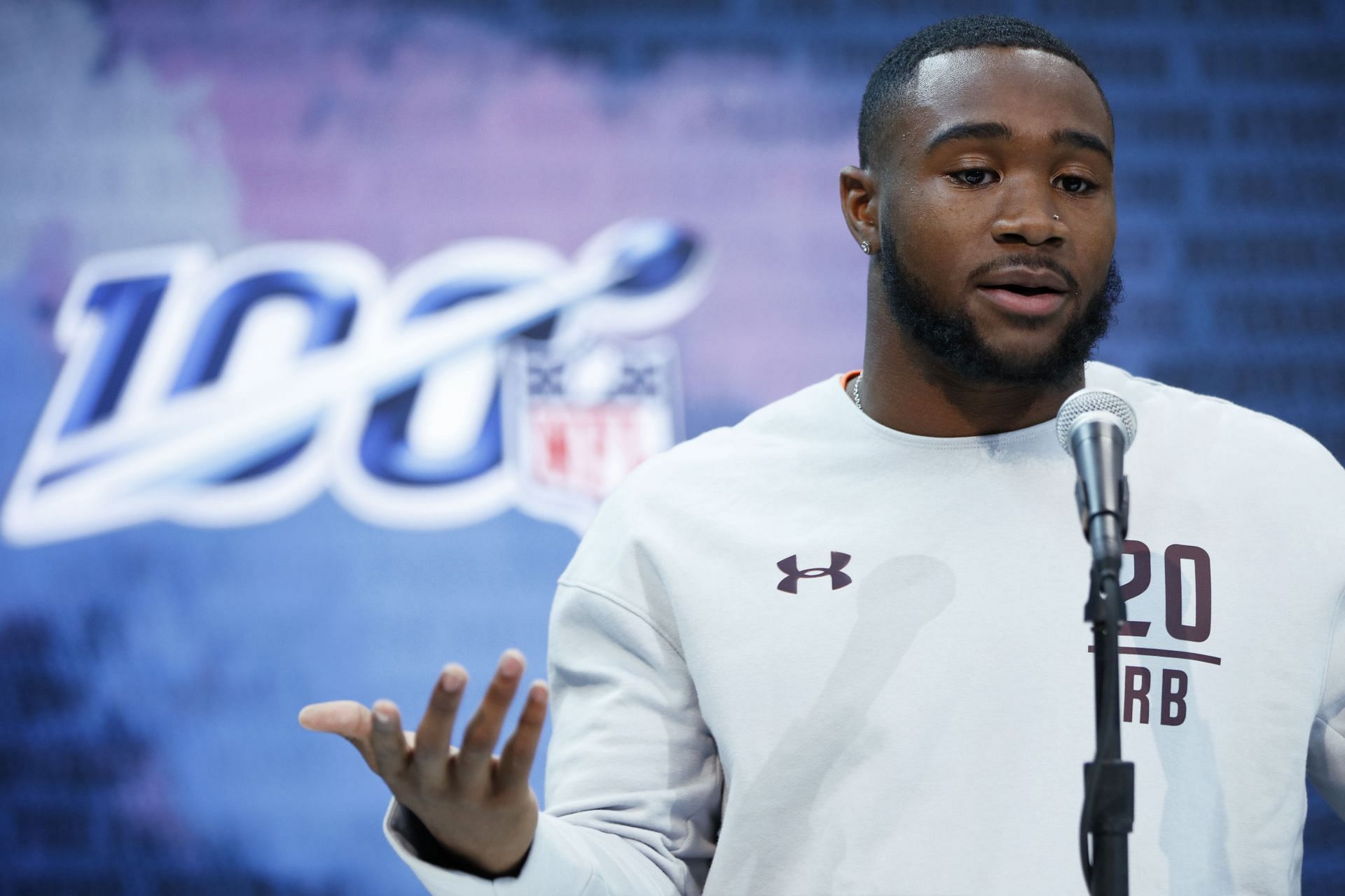 Fantasy football 2023: Panthers RB Miles Sanders draft profile, rankings,  projections for NFL season - DraftKings Network