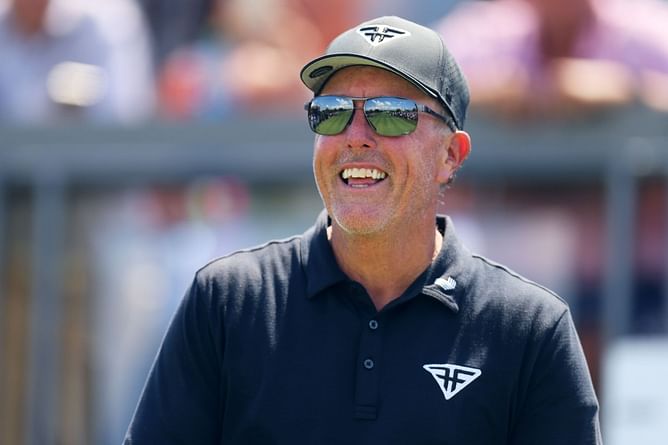 Phil Mickelson explains 3 master class things to remember for improving short game