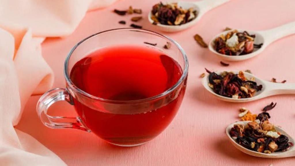 Clove tea benefits (Image via Getty Images)