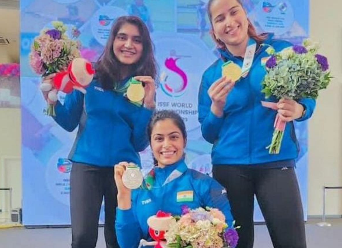 भारत ने पहली बार महिलाओं की 25 मीटर रैपिड पिस्टल टीम स्पर्धा का गोल्ड जीता 