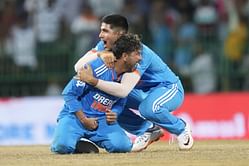 Asia Cup 2023 : टीम इंडिया ने दर्ज की सबसे बड़ी जीत, कुलदीप यादव के 'पंजे' के सामने पाकिस्तान पस्त