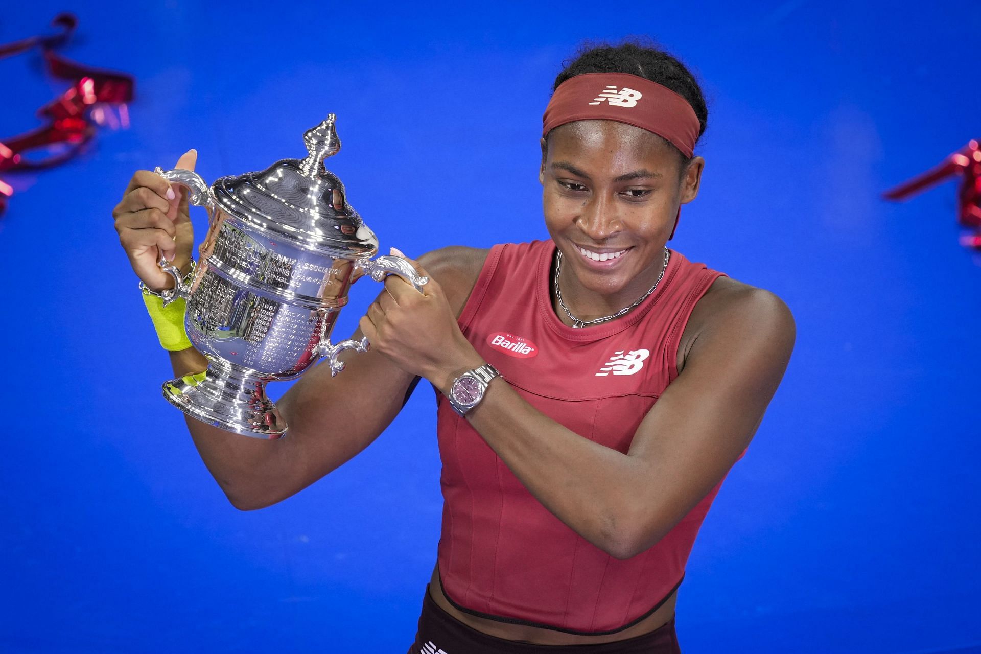 Coco Gauff with the US Open trophy