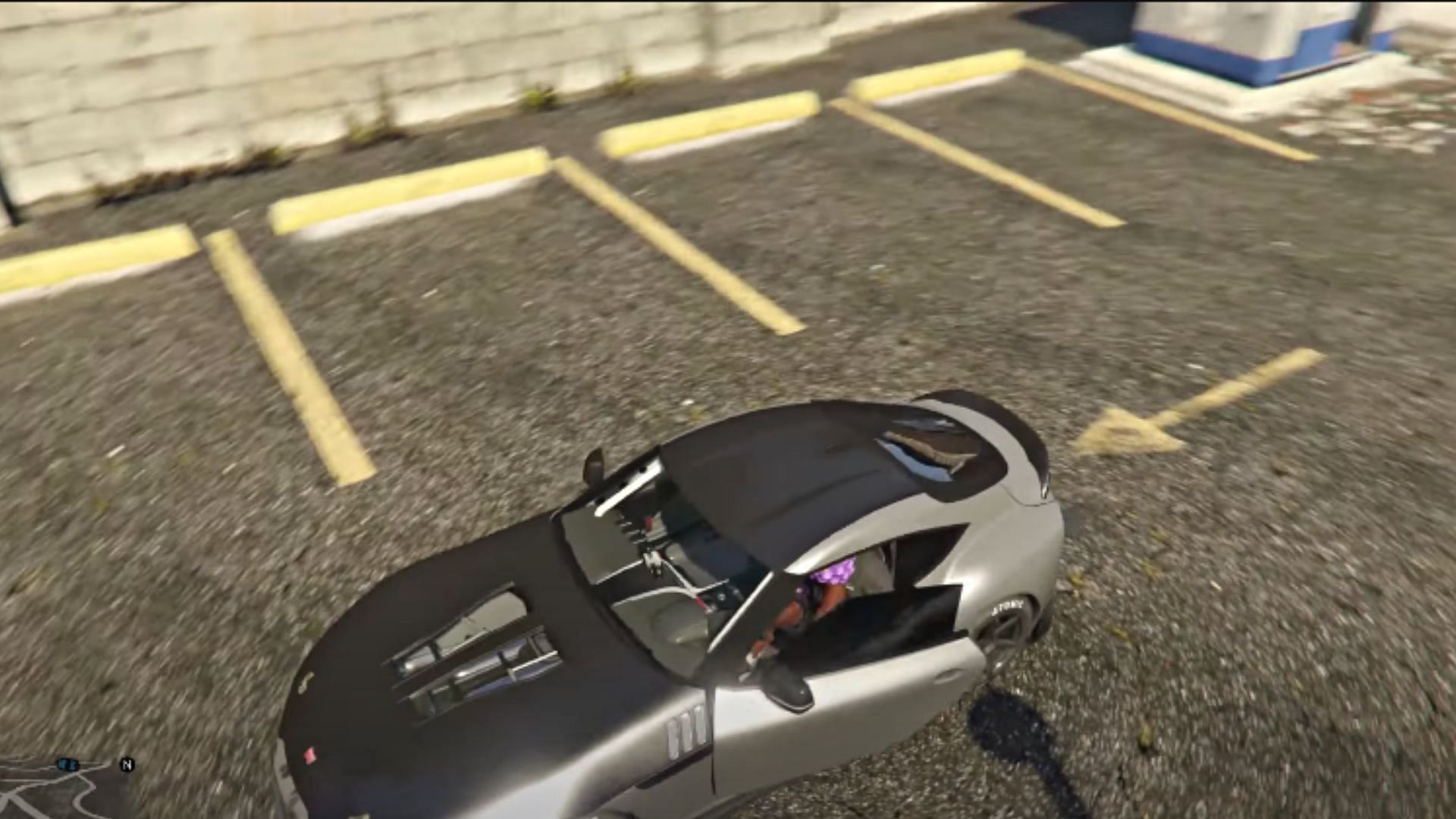 Leave your car right in front of the directional arrow (Image via YouTube/YoBrys)
