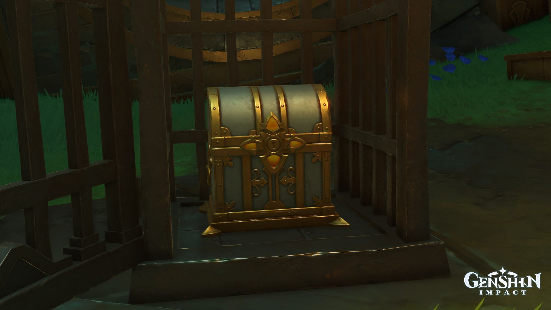 This is the Luxurious Chest you can open at the end of this puzzle (Image via HoYoverse)