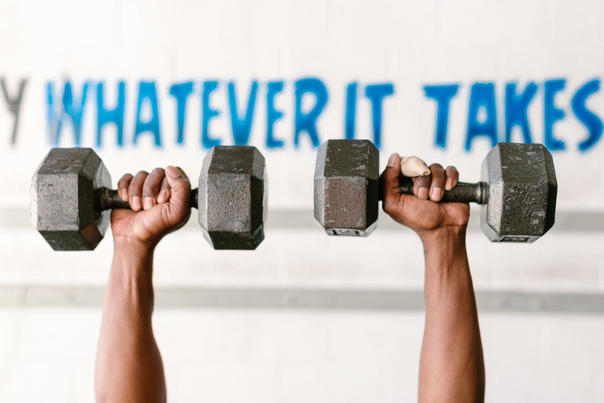 Do not use too heavy weight initially. (Image via Pexels/RDNE Stock project)