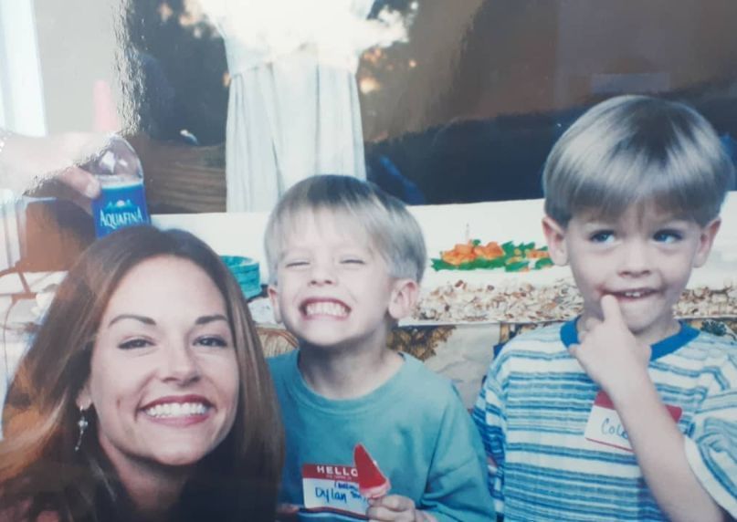 Who is Dylan and Cole Sprouse’s mom?