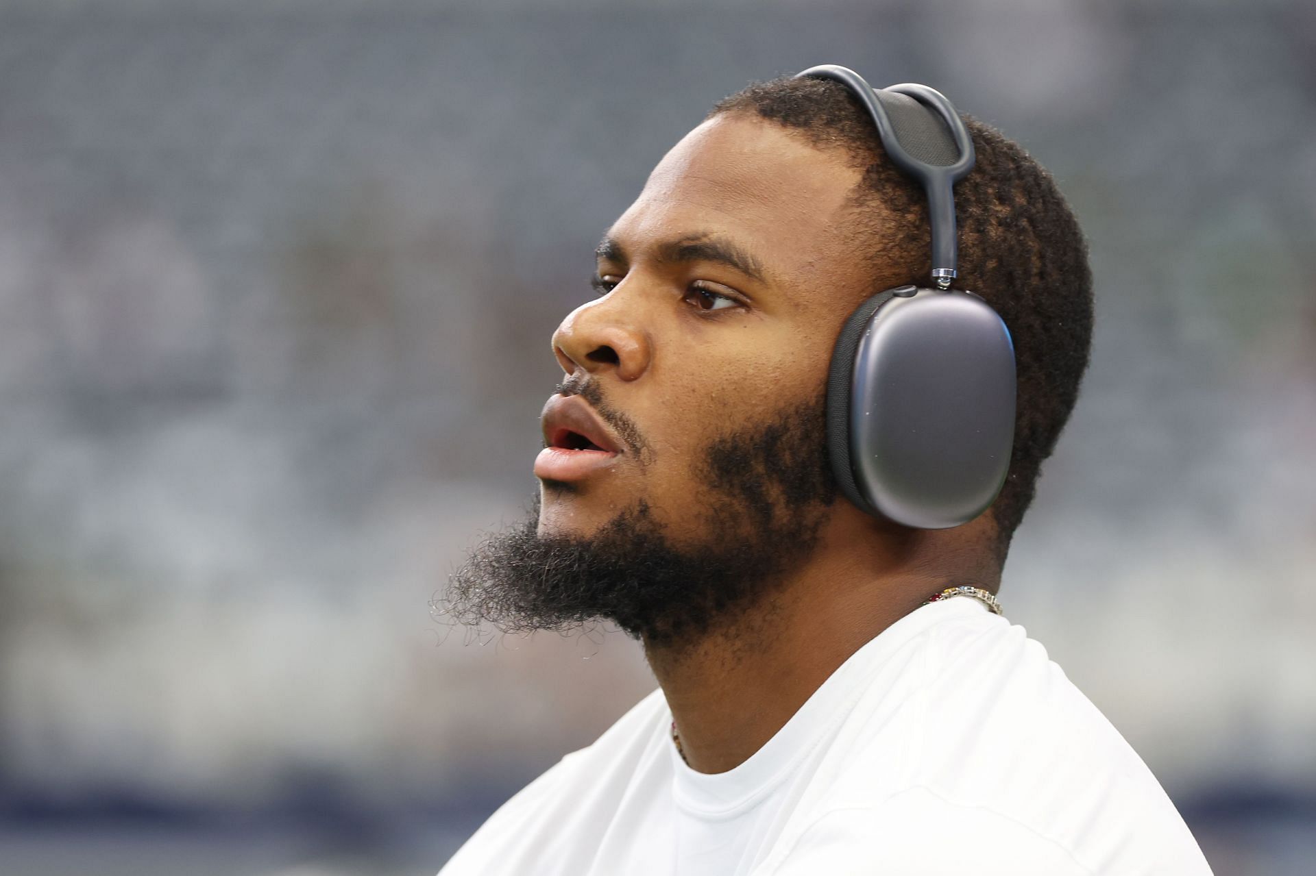 Cowboys LB Micah Parsons sends fans gas money