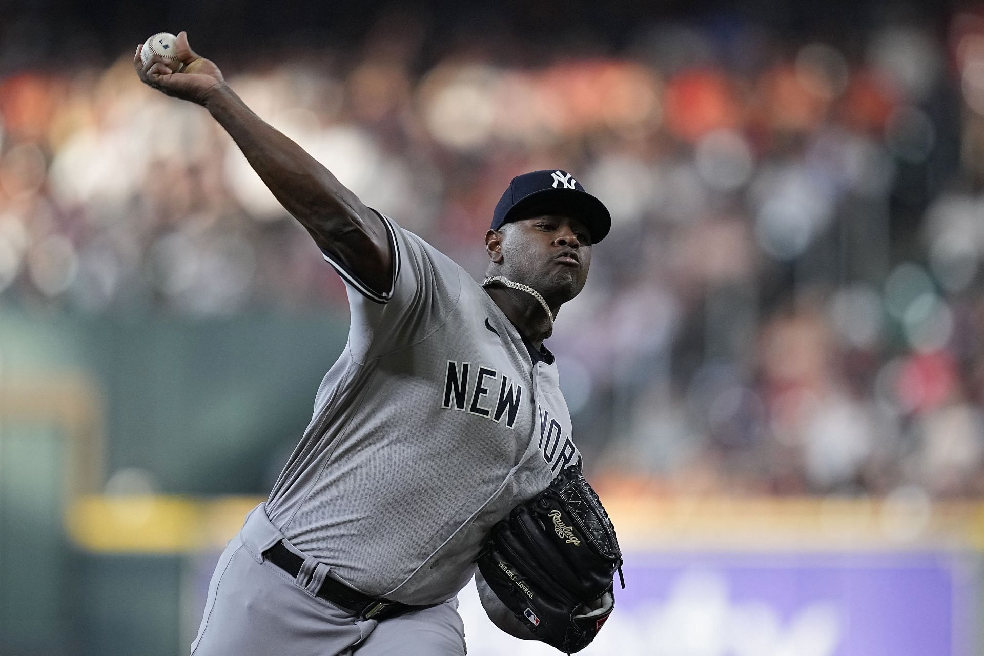 Yankees' Luis Severino's pitch count explodes after giving up 41 foul balls