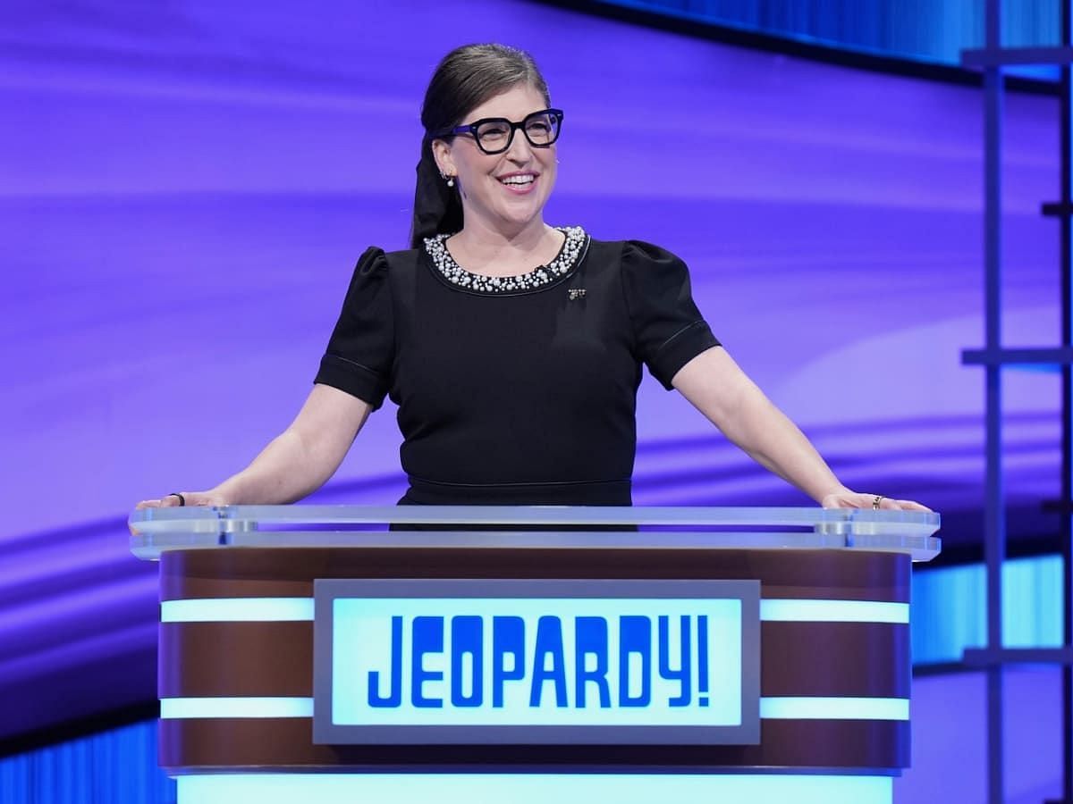 A still from Jeopardy! (Image via @Jeopardy/Instagram)