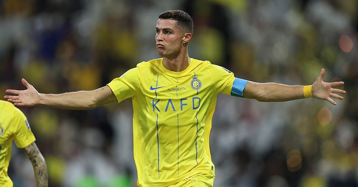 Cristiano Ronaldo gifted his shirt to an Al-Hazm player