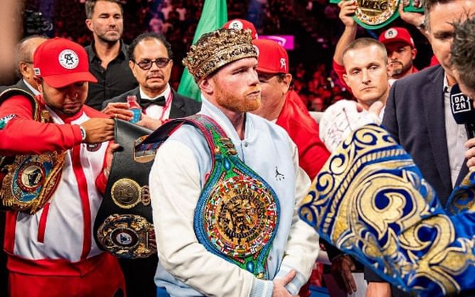 Who did Canelo Alvarez draw to?