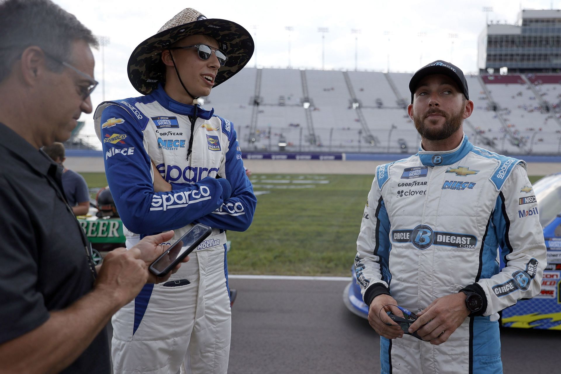 NASCAR Camping World Truck Series Rackley Roofing 200  - Qualifying