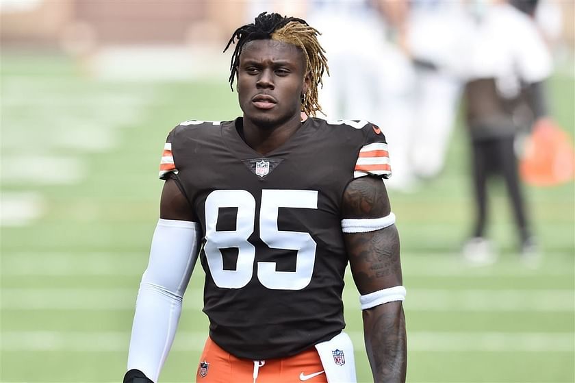 Cleveland Browns tight end David Njoku arrived at Sunday's game in