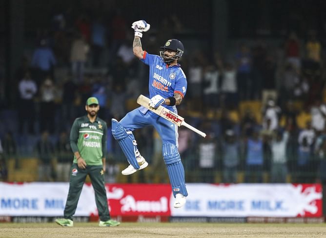 Asia Cup 2023 : विराट कोहली तोड़ेंगे सचिन के शतकों का रिकॉर्ड, दिग्गज भारतीय खिलाड़ी ने की भविष्यवाणी