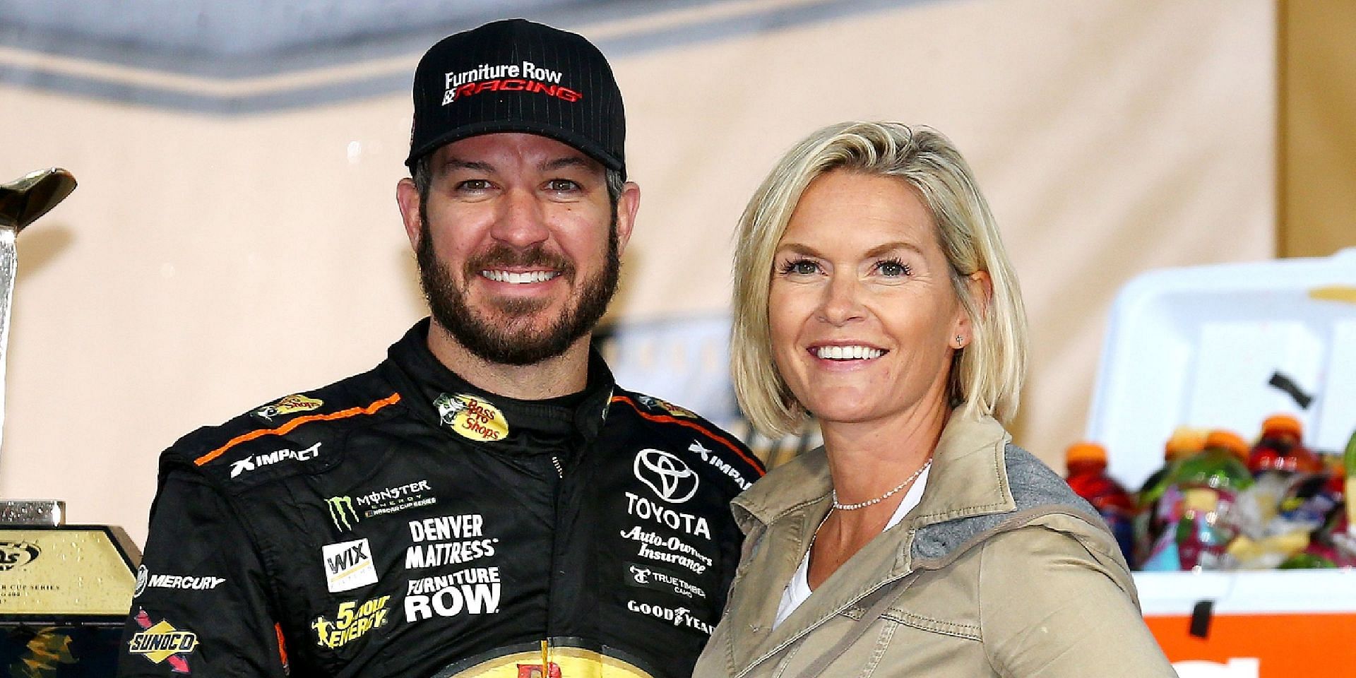 Crowd gives standing ovation to Martin Truex Jr.'s ex-girlfriend Sherry Pollex during his annual cancer charity event