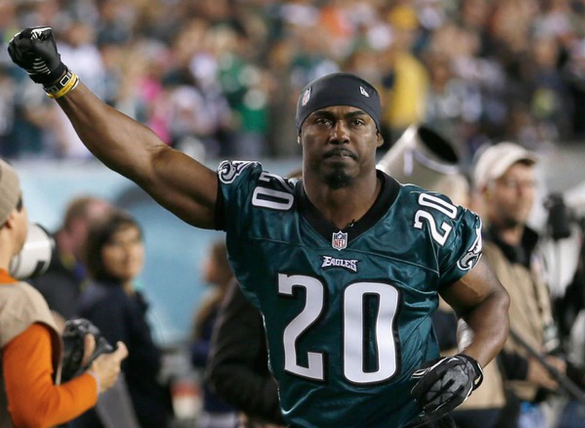 Which Eagles players have also played for Broncos? NFL Immaculate Grid  answers for September 11