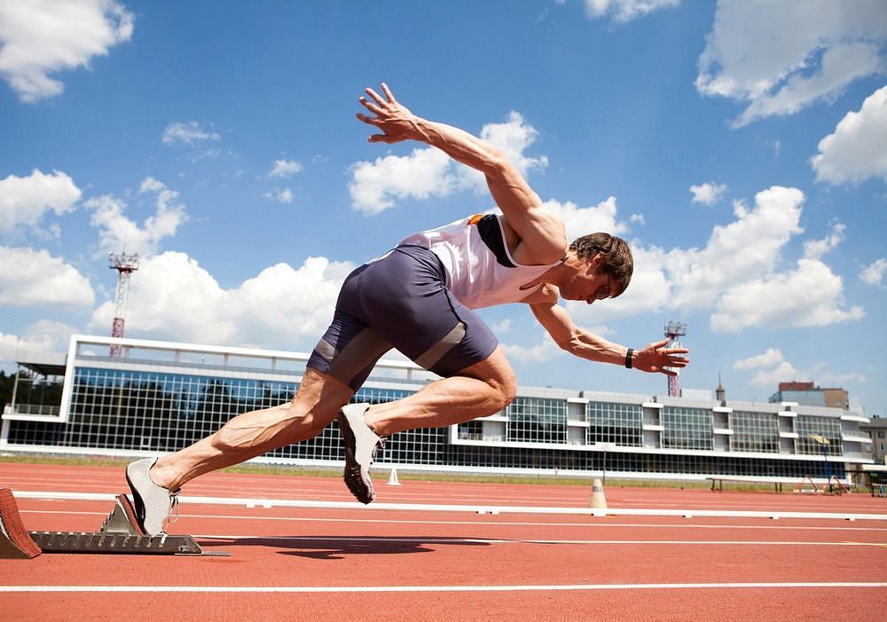 Sprinting burns the most calories (Image via Getty Images)