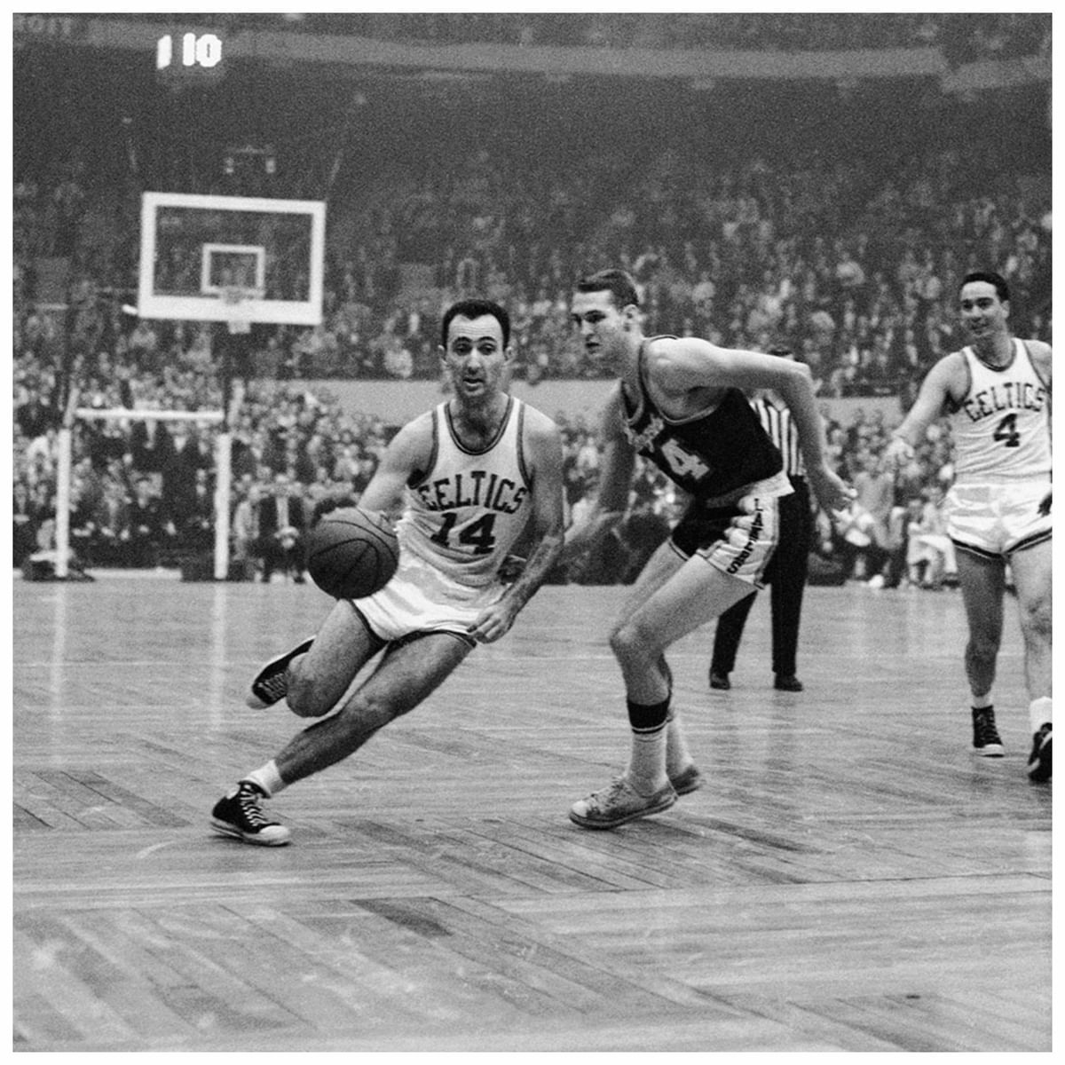 10 best white basketball players in NBA ever ft. Larry Bird, Jerry West