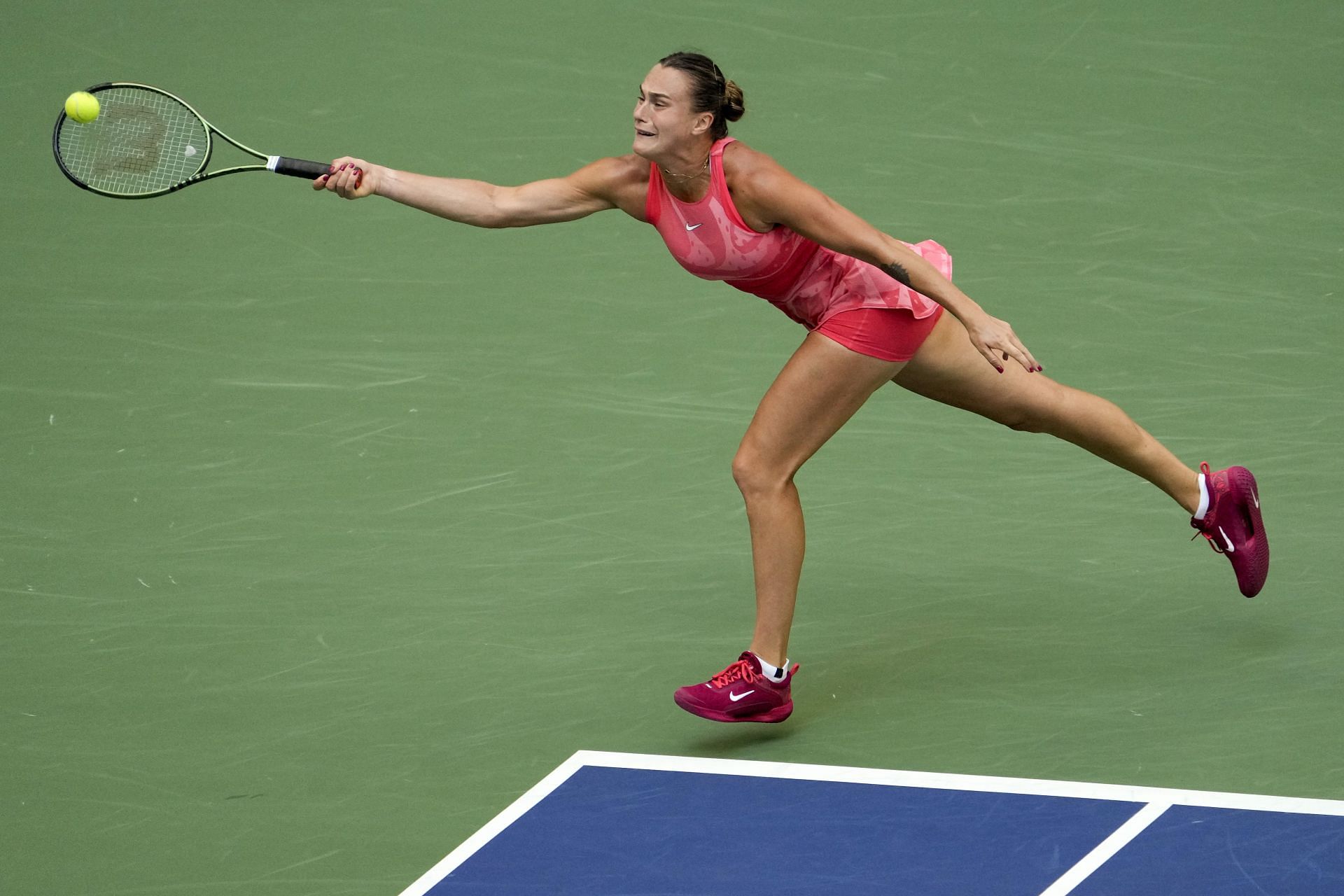 Aryna Sabalenka in action at the 2023 US Open.