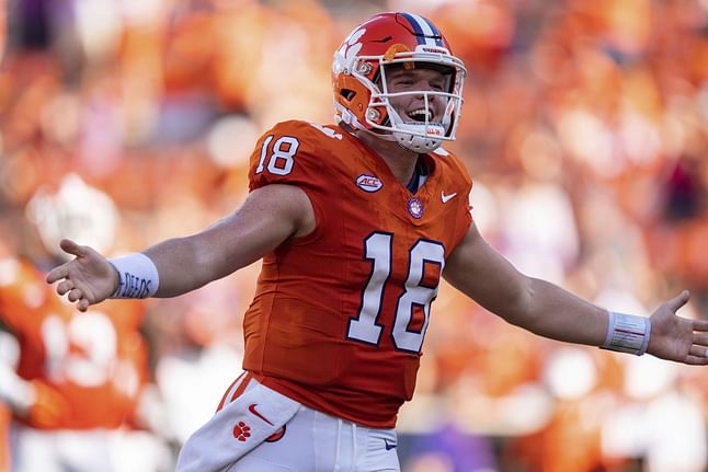 Florida Atlantic vs. Clemson Prediction & Betting Tips - September 16 | College Football Week 3