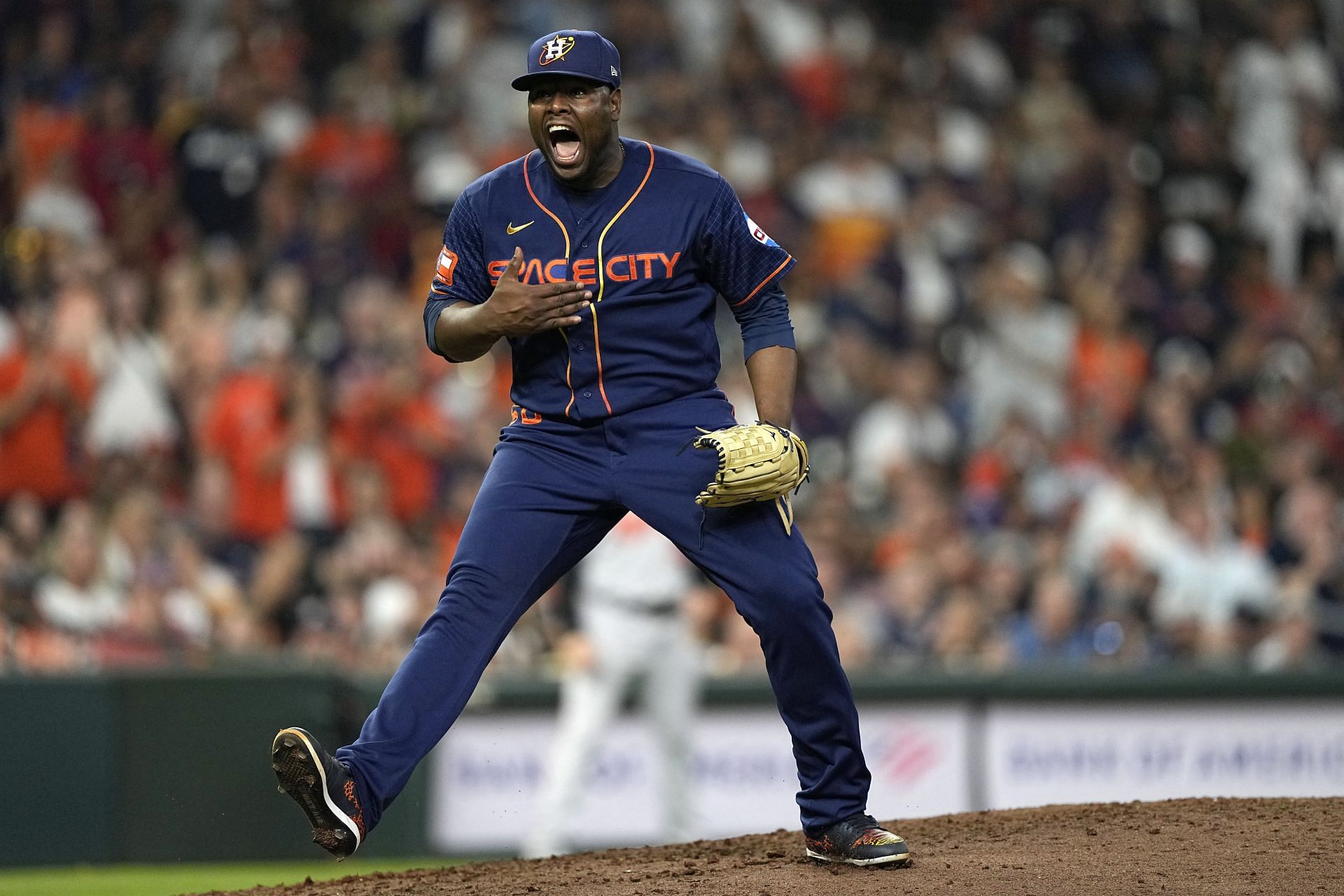 The whole situation was uncalled for': Julio Rodríguez discusses  benches-clearing confrontation with Astros' Hector Neris