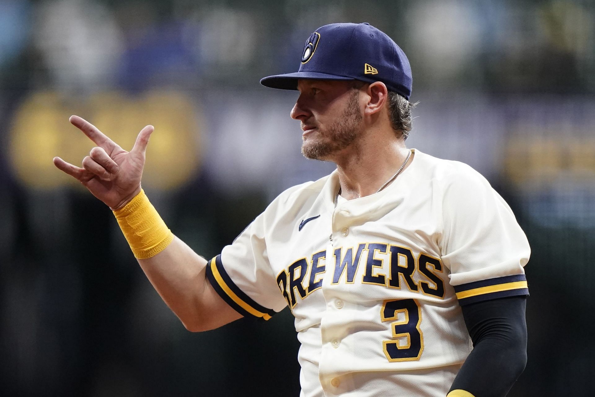 RUMOR: Josh Donaldson drawing interest from Brewers after getting released  by Yankees