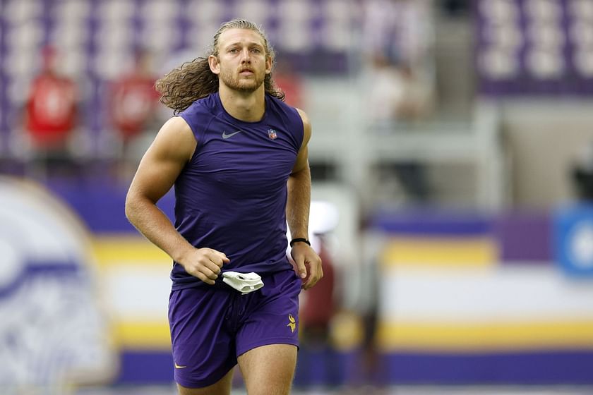 Is T.J. Hockenson playing tonight? Availability update on Vikings TE for  TNF clash vs. Eagles