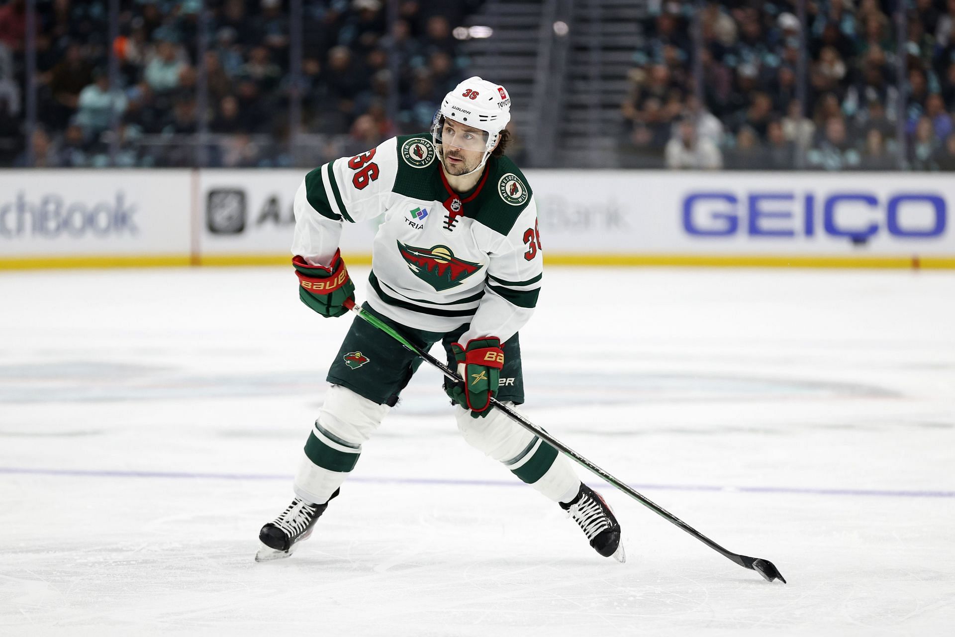 The Minnesota Wild made a big move earlier today (Sep. 29), signing Mats  Zuccarello to a contract extension. Now, they are keeping another…