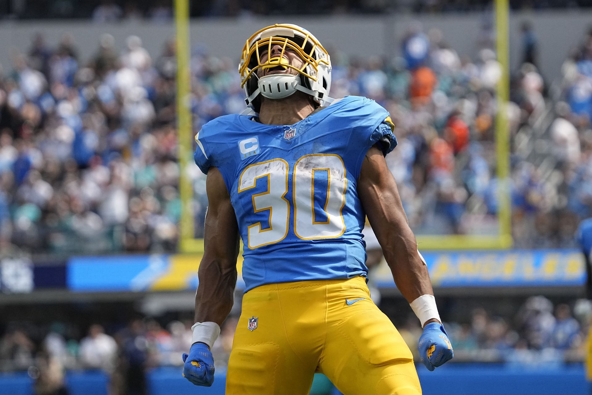 Chargers must adjust if RB Austin Ekeler can't play vs. Titans – Orange  County Register