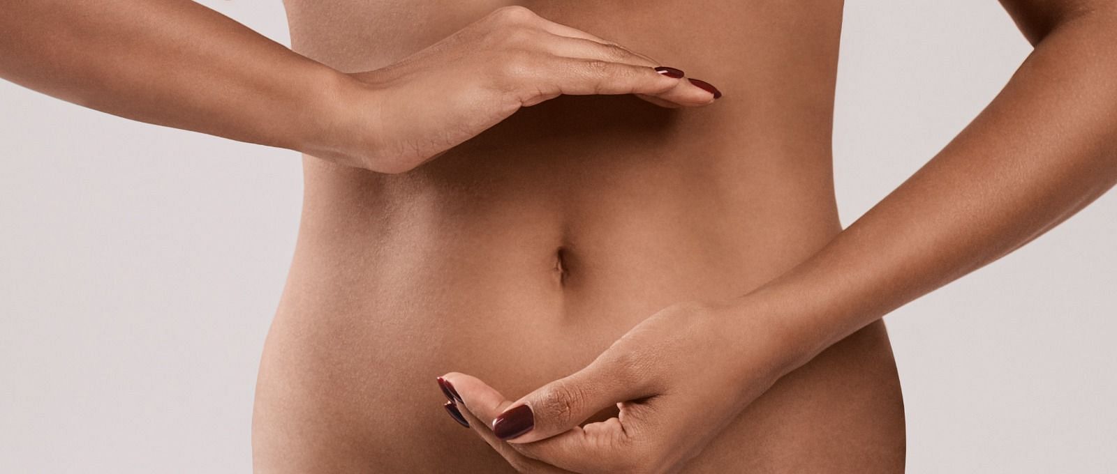 Belly button (Image via Getty Images)