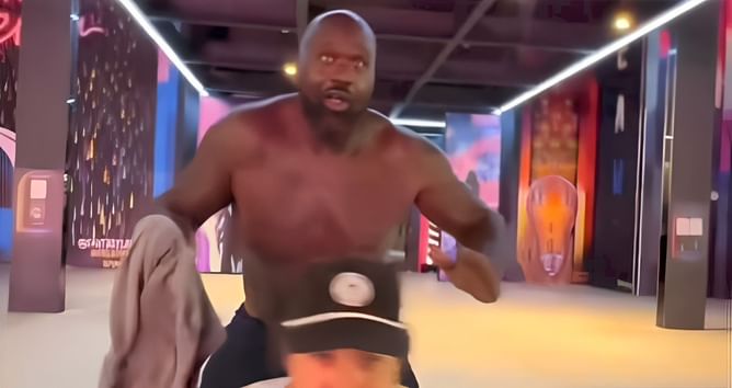 After losing 55 lbs, Shaquille O'Neal goes topless in hilarious videobomb, delivering on his promise