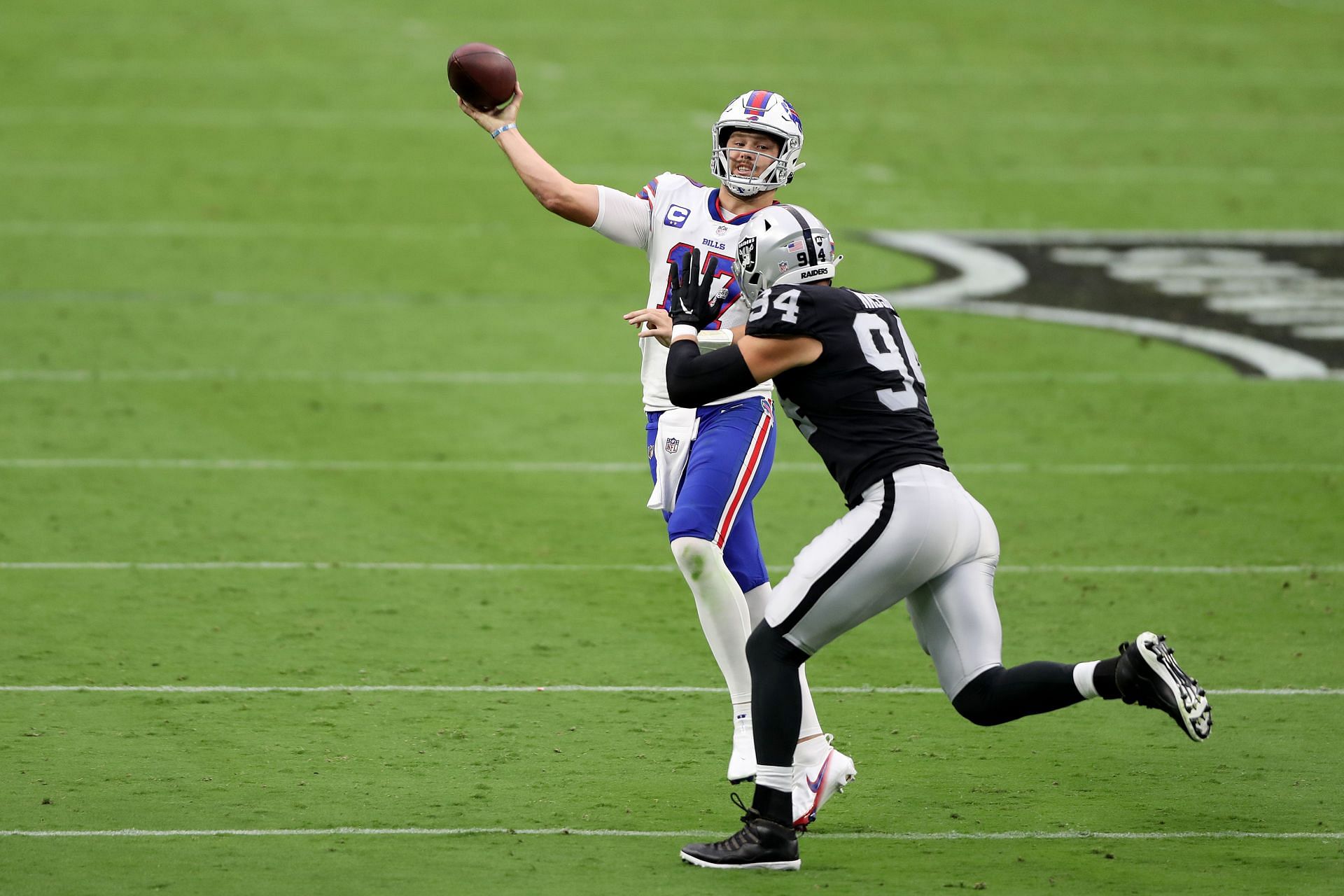 Buffalo Bills v Las Vegas Raiders