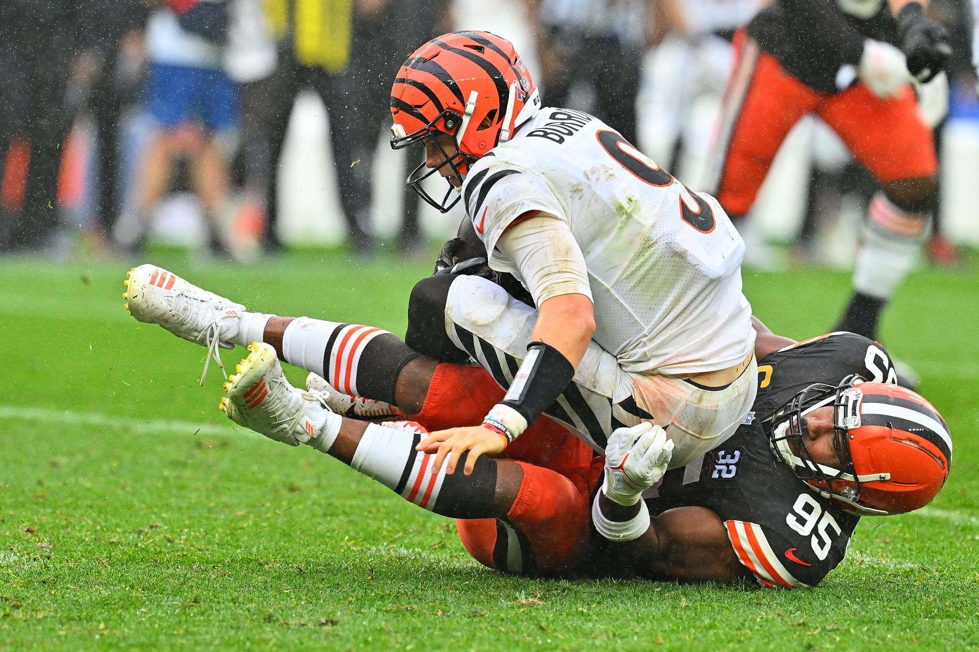 Burrow beats Browns for first time in career with 23-10 Bengals