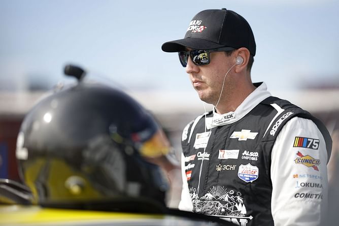 Kyle Busch pushed to the back of the field in Kansas playoff race