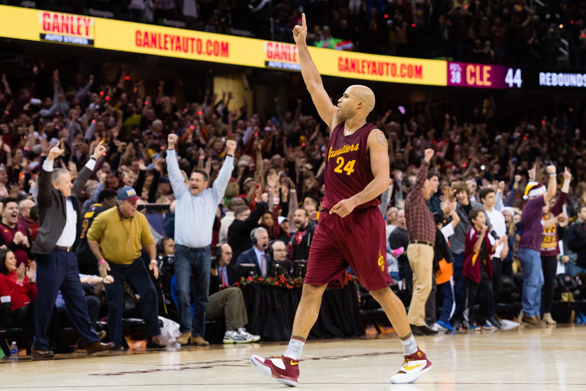 Golden State Warriors v Cleveland Cavaliers