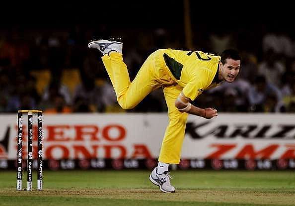 Shaun-Tait.jpg (594&times;414)