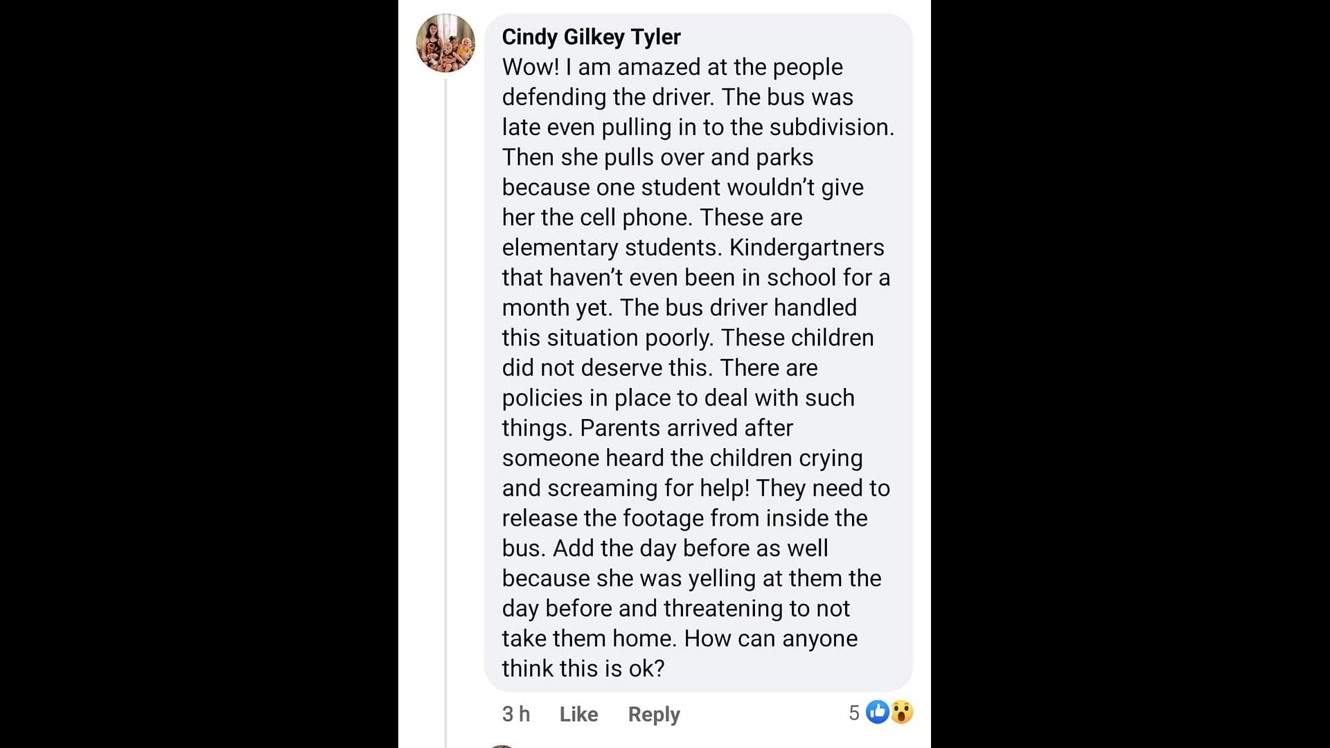 A netizen points out that the DeSoto County students didn&#039;t deserve to be locked inside the bus. (Image via Facebook/Cindy Gilkey Tyler)