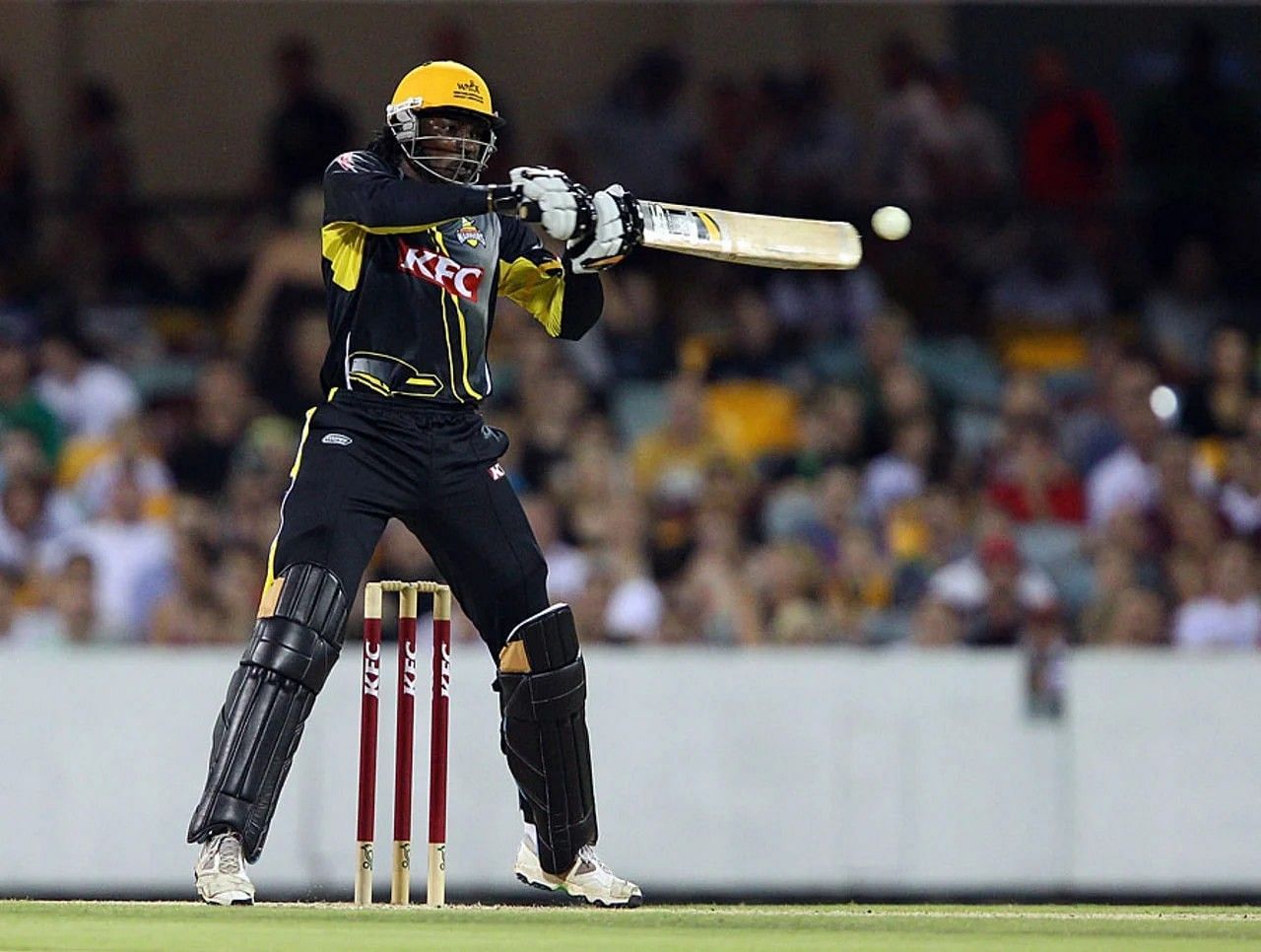 Chris Gayle blasted 92 runs vs Queensland in BBL 2010/11 [Getty Images]