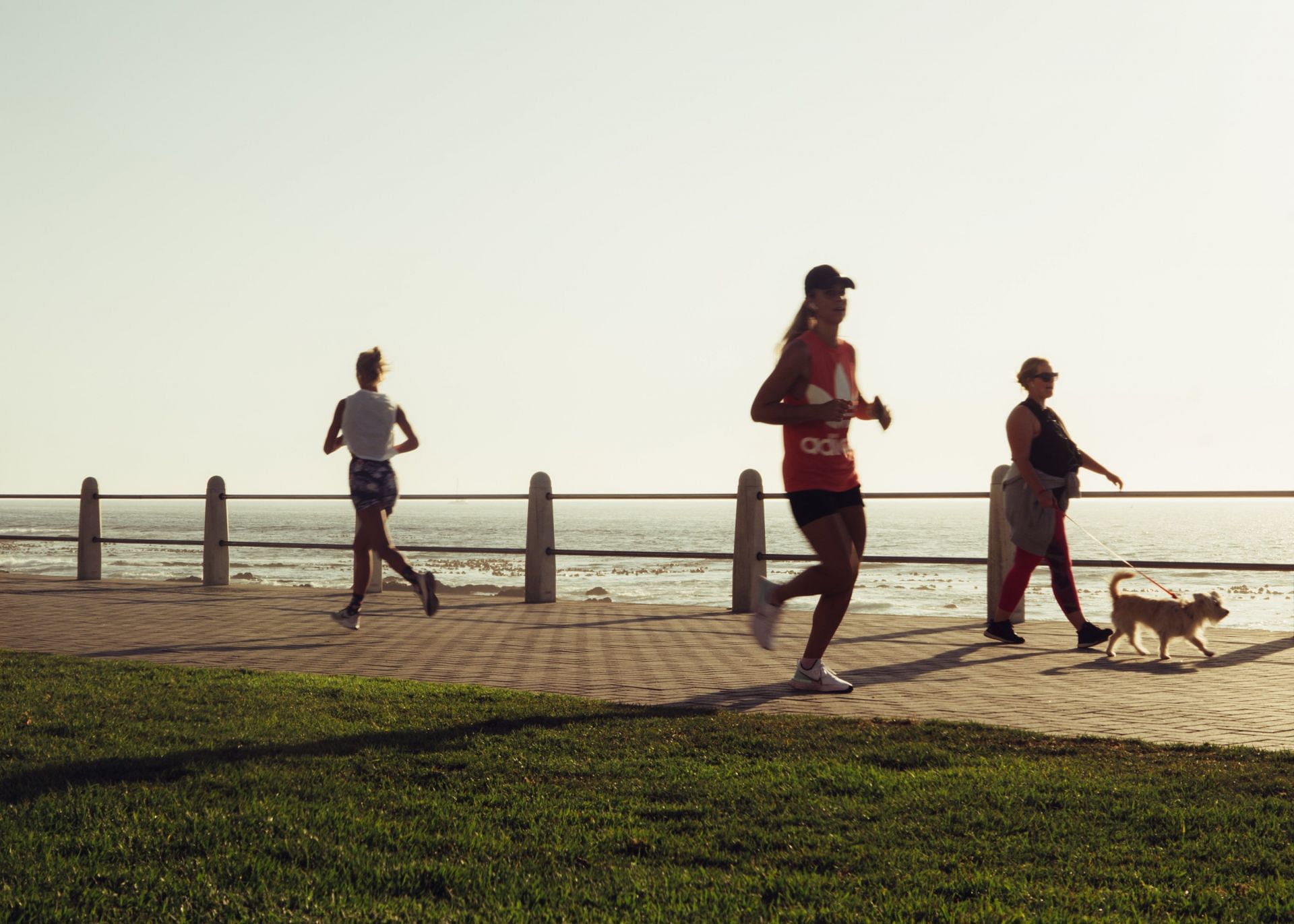 The run walk method. (Image credits: Pexels/ rfstudio)