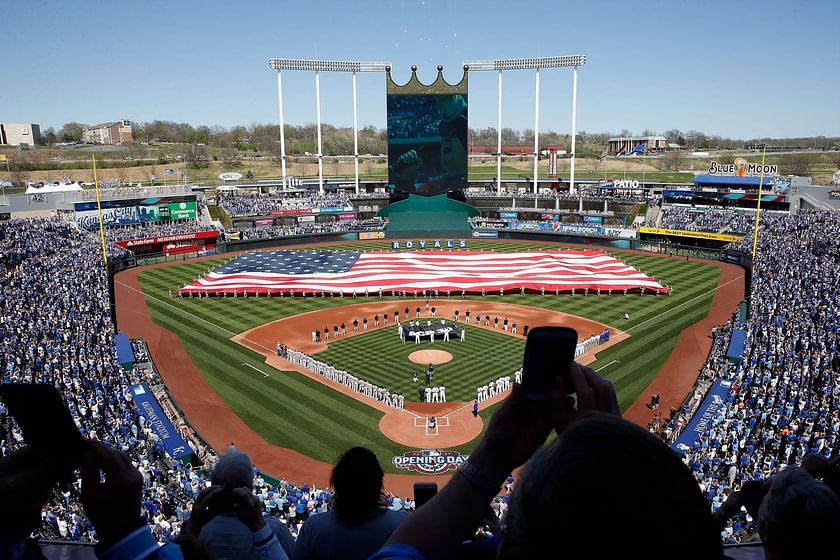 Kauffman Stadium fountain leak delays Cleveland Indians vs. Kansas City  Royals: see social media reaction 